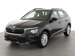 Black magic perleffekt Gebraucht 2024 Skoda Kamiq Selection SUV | 25.495 € (Fairer Preis)