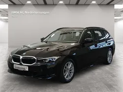 Schwarz Gebraucht 2024 BMW 318 Comfort Edition Kombi | 31.900 € (Superpreis)