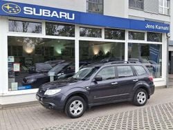 Dark gray (m) Gebraucht 2010 Subaru Forester Comfort SUV | 4.490 €