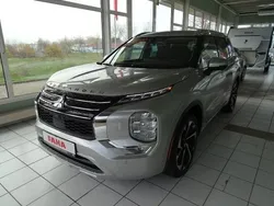 Schwarz Gebraucht 2022 Mitsubishi Outlander Edition SUV | 54.990 €