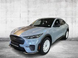 Grau Gebraucht 2025 Ford Mustang Mach-E GT SUV | 68.700 € (Teuer)