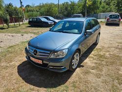 Grau Gebraucht 2011 Mercedes C180 Avantgarde Limousine | 8.490 € (Etwas zu teuer)