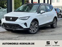 Weiß Neu 2025 Seat Arona SUV | 27.700 € (Fairer Preis)
