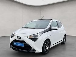Weiß Gebraucht 2022 Toyota Aygo Team Kleinwagen | 13.490 € (Guter Preis)