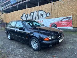 Schwarz Gebraucht 1998 BMW 530 Kombi | 1.500 €