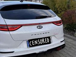 Weiß Gebraucht 2018 Kia ProCeed Kleinwagen | 22.490 €