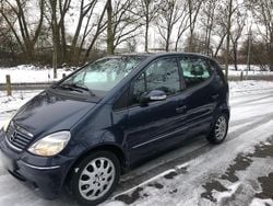 Blau Gebraucht 2004 Mercedes A160 Kleinwagen | 1.250 € (Superpreis)