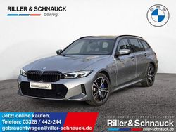 Skyscraper grau Gebraucht 2024 BMW 330e M Sport Kombi | 46.950 € (Etwas zu teuer)
