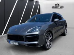 Grau Gebraucht 2019 Porsche Cayenne Platinum Edition SUV | 64.990 €