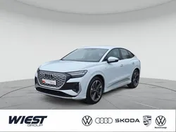 Gletscherweiß metallic Gebraucht 2022 Audi Q4 Sportback e-tron Ambiente SUV | 37.880 € (Guter Preis)
