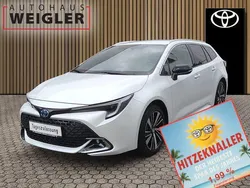 Weiß Neu 2025 Toyota Corolla Limousine | 35.370 € (Fairer Preis)