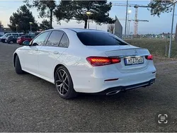Weiß Gebraucht 2023 Mercedes E220 AMG Limousine | 43.000 € (Fairer Preis)