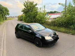 Gebraucht 2005 VW Golf V Kleinwagen | 2.000 € (Fairer Preis)