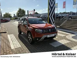 Arizonaorange (orange) Gebraucht 2021 Dacia Duster Prestige SUV | 19.450 € (Superpreis)