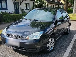 Schwarz Gebraucht 2003 Ford Focus Limousine | 800 € (Guter Preis)