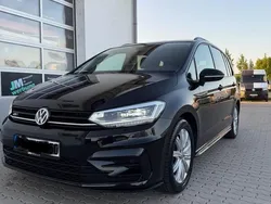 Schwarz Gebraucht 2018 VW Touran R-line Van / Kleinbus | 15.500 € (Superpreis)
