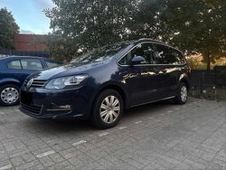 Blau Gebraucht 2012 VW Sharan Highline Van / Kleinbus | 10.990 € (Teuer)