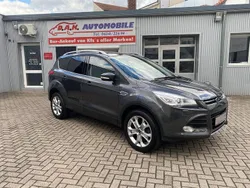Grau Gebraucht 2015 Ford Kuga Titanium SUV | 14.990 € (Fairer Preis)