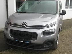 Grau Gebraucht 2019 Citroën Berlingo Van / Kleinbus | 17.900 € (Fairer Preis)