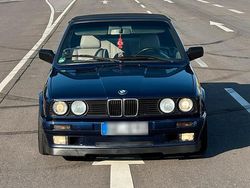 Blau Gebraucht 1992 BMW 318 Cabriolet Cabrio | 9.500 €