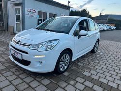Weiß Gebraucht 2015 Citroën C3 SELECTION Limousine | 6.499 € (Fairer Preis)