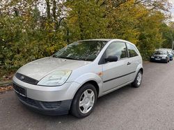 Silber Gebraucht 2003 Ford Fiesta Kleinwagen | 790 € (Fairer Preis)