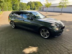 Grau Gebraucht 2013 BMW 320 Sport Line Kombi | 14.500 € (Fairer Preis)