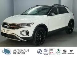 Pure white (weiß), Gebraucht 2024 VW T-Roc Style SUV | 33.980 € (Etwas zu teuer)