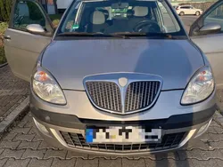 Silber Gebraucht 2004 Lancia Ypsilon Kleinwagen | 899 € (Fairer Preis)