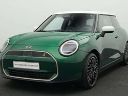 Grün Gebraucht 2024 Mini Cooper SE Favoured Kleinwagen | 35.180 € (Etwas zu teuer)