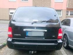 Schwarz Gebraucht 2005 Kia Carnival Van / Kleinbus | 2.750 €