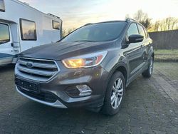 Grau Gebraucht 2017 Ford Kuga SUV | 6.990 € (Superpreis)