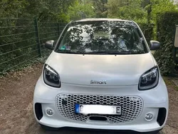 Weiß Gebraucht 2022 Smart ForTwo Electric Drive Passion Coupé | 10.900 € (Guter Preis)