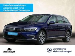 Atlantic blue (blau), metallic Gebraucht 2018 VW Passat GTE Kombi | 23.900 € (Etwas zu teuer)