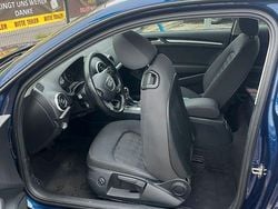 Blau Gebraucht 2015 Audi A3 Attraction Limousine | 10.900 € (Guter Preis)