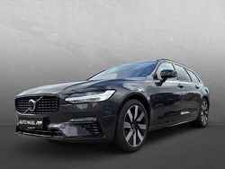 Grau Gebraucht 2025 Volvo V90 Kombi | 52.880 € (Teuer)
