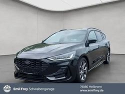 Agate black metallic Gebraucht 2024 Ford Focus ST-Line X Kombi | 25.790 € (Fairer Preis)