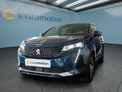 Blau Gebraucht 2023 Peugeot 3008 Van / Kleinbus | 22.499 € (Fairer Preis)