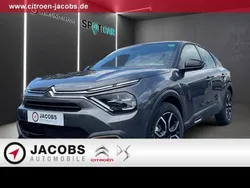Platiniumgrau (metallic) Gebraucht 2023 Citroën e-C4 Limousine | 33.470 €