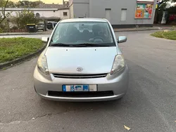 Silber Gebraucht 2007 Daihatsu Sirion Kleinwagen | 1.200 € (Guter Preis)
