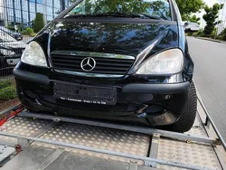 Schwarz Gebraucht 2003 Mercedes A160 Kleinwagen | 1.800 € (Fairer Preis)