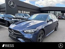 Metalliclack sodalithblau Gebraucht 2024 Mercedes C300e AMG Kombi | 43.840 € (Guter Preis)