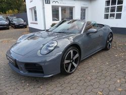 Grau Gebraucht 2024 Porsche 911 Carrera Cabriolet Cabrio | 154.990 € (Superpreis)