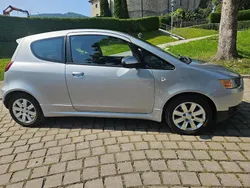 Silber Gebraucht 2012 Mitsubishi Colt Kleinwagen | 2.999 € (Fairer Preis)