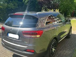 Grau Gebraucht 2015 Kia Sorento 4 SUV | 13.800 € (Fairer Preis)
