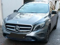 Grau Gebraucht 2014 Mercedes GLA250 Urban SUV | 15.800 € (Fairer Preis)