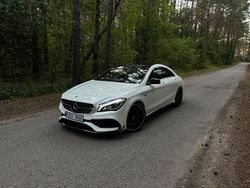 Weiß Gebraucht 2015 Mercedes CLA45 AMG AMG Limousine | 23.500 € (Superpreis)