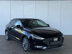 Abyss black metallic Neu 2025 Hyundai i30 Prime Limousine | 25.150 € (Guter Preis)