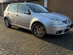 Grau Gebraucht 2007 VW Golf Limousine | 3.300 € (Fairer Preis)