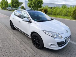 Weiß Gebraucht 2011 Renault Mégane III Night&Day Limousine | 4.250 € (Guter Preis)